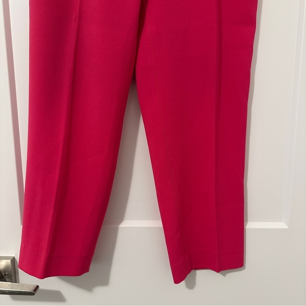 Aritzia Babaton Conan Bright Pink Pleated Trouser Straight Leg Pant Size 8 Women - Picture 2 of 11
